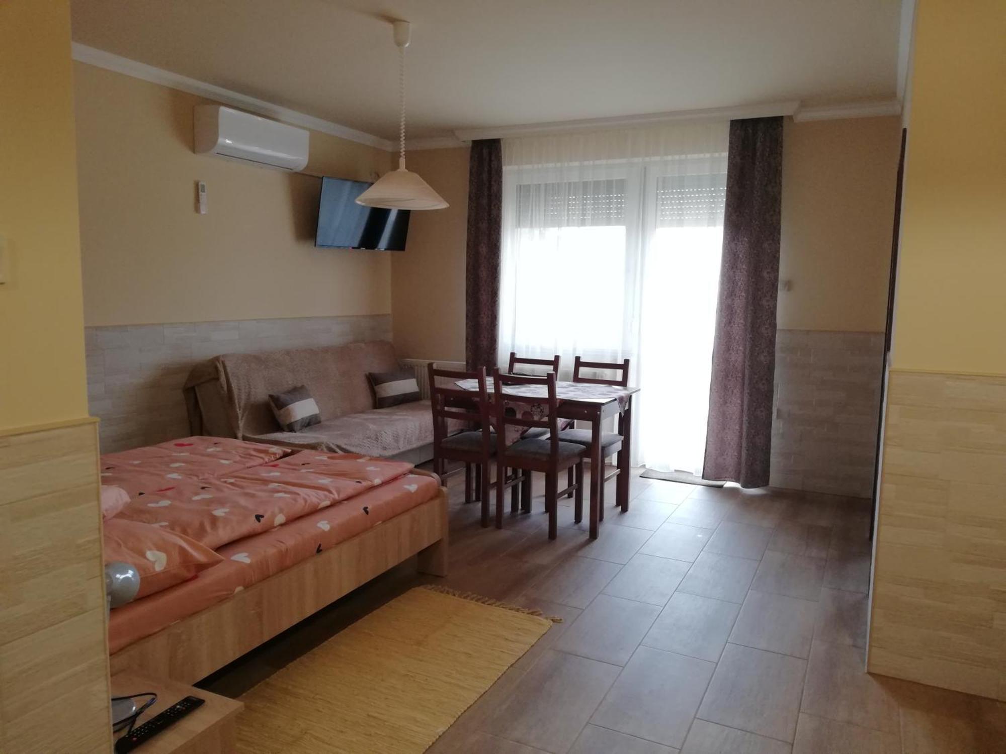 Imola Es Andrea Apartmanhaz 3 Hajdúszoboszló Zewnętrze zdjęcie