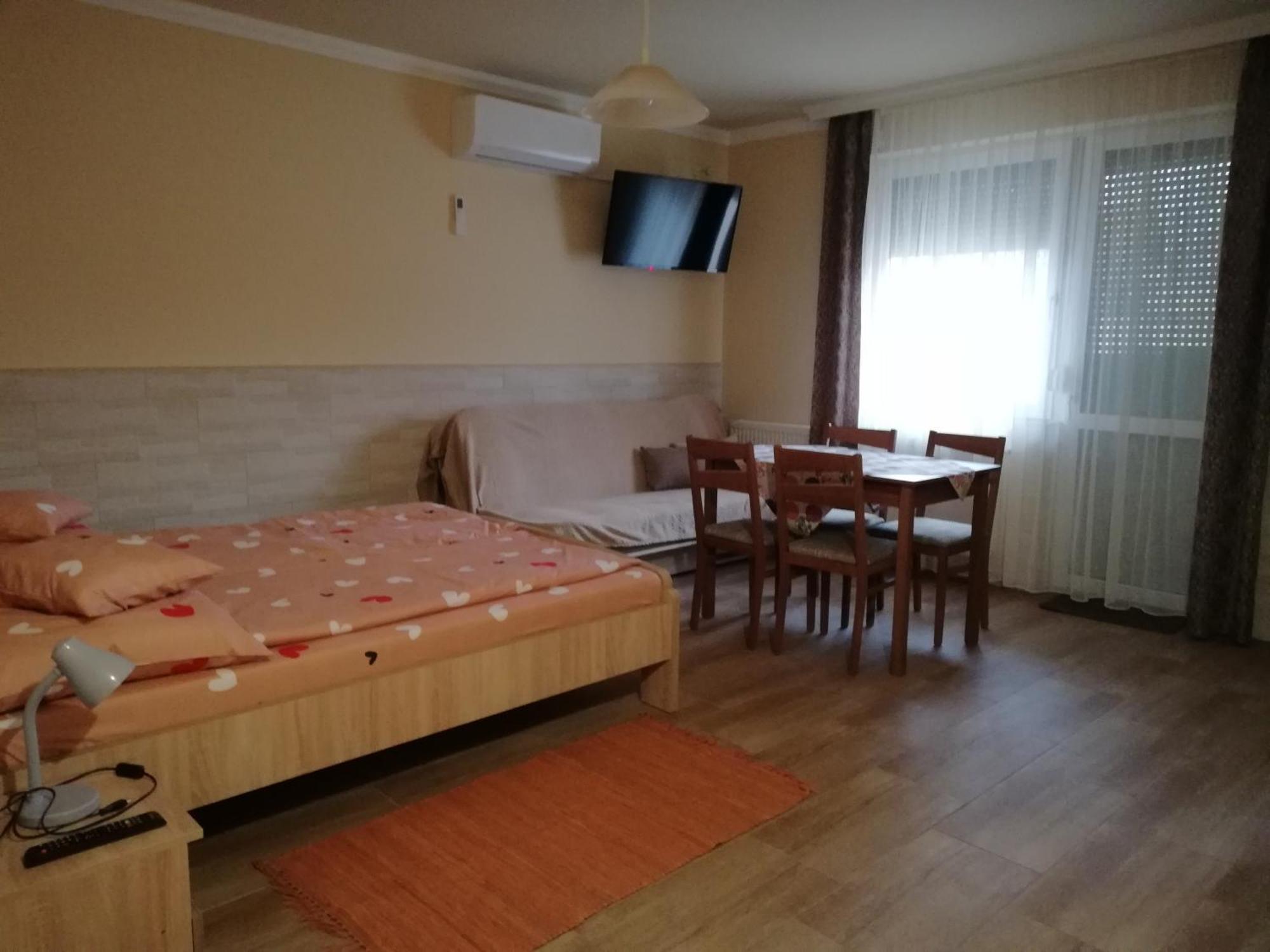 Imola Es Andrea Apartmanhaz 3 Hajdúszoboszló Zewnętrze zdjęcie